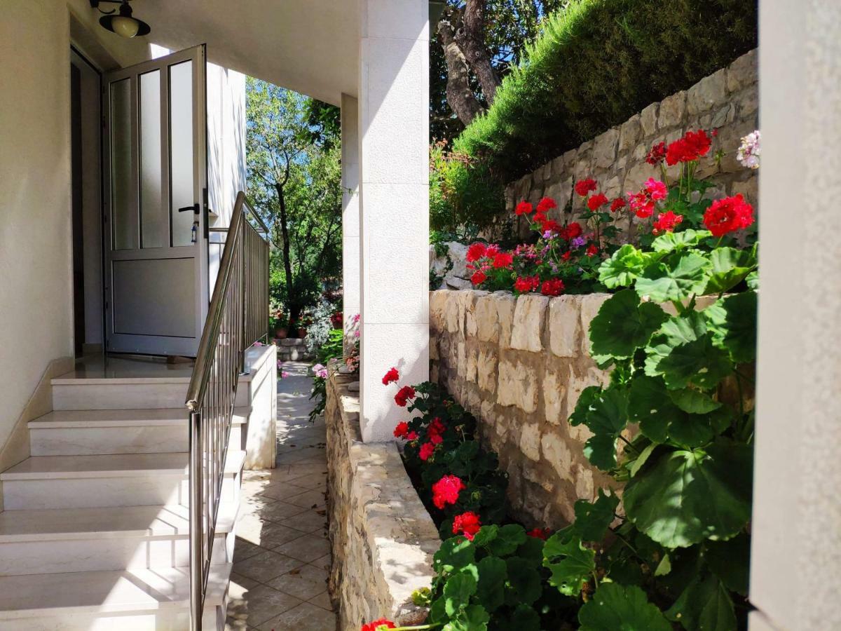 Ceratonia Apartments Lovište Exterior foto